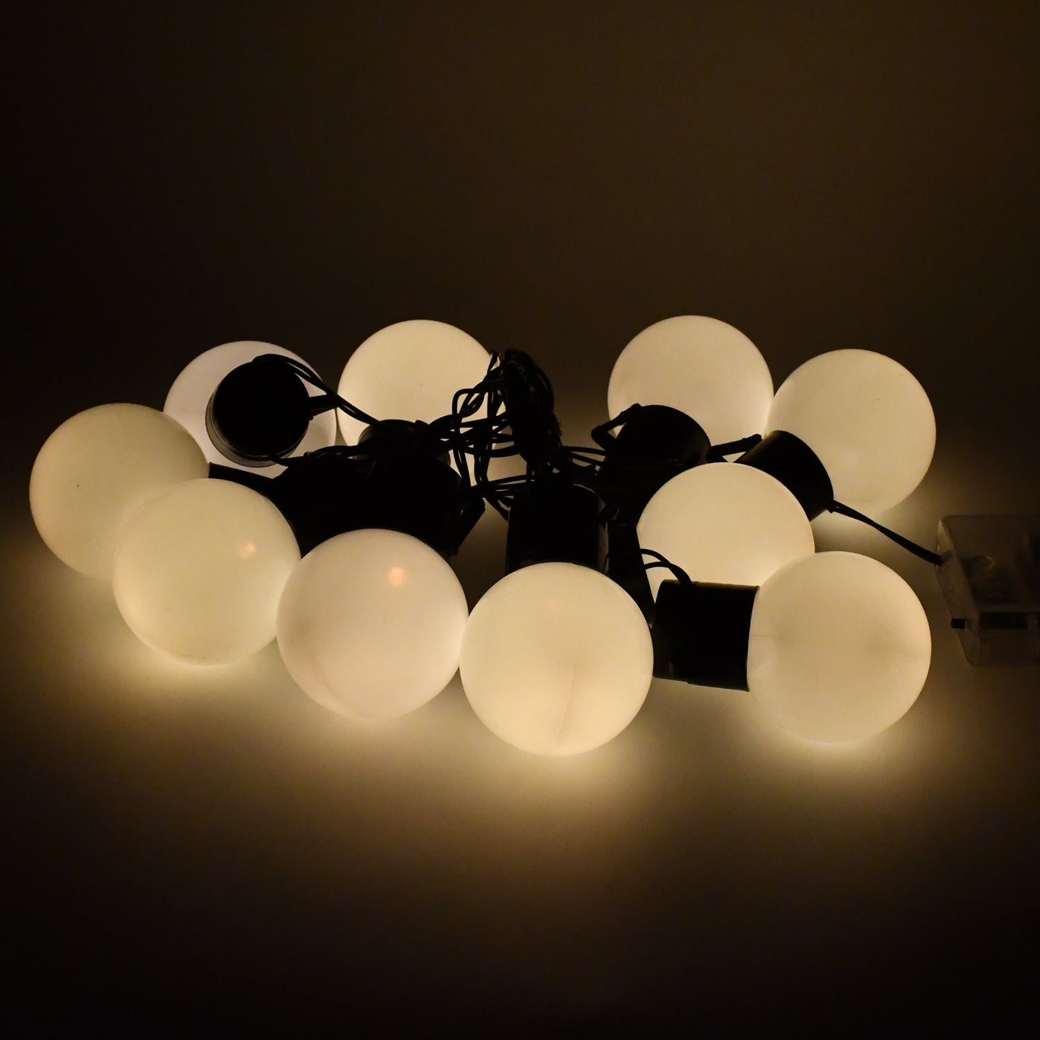 TwinkleTrail: 10-LED Battery-Operated String Lights for Magical Ambience
